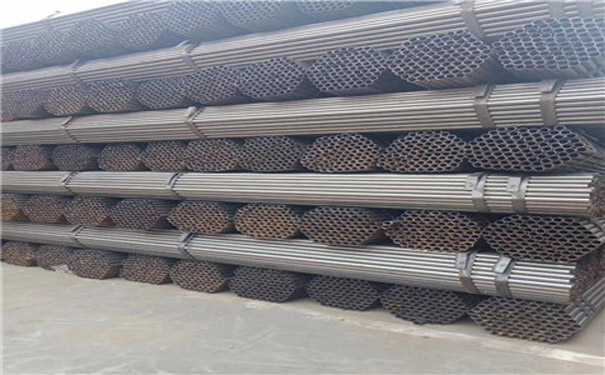 304不锈钢管其中的不锈性和耐蚀性的原理